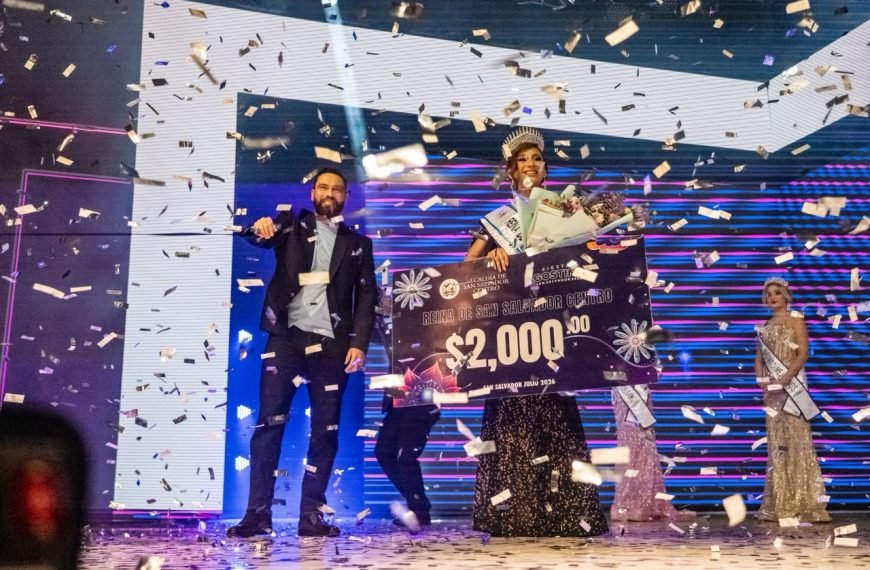 San Salvador Centro Coronó a La Reina de Las Fiestas Agostinas 2026 en una Noche de Gala