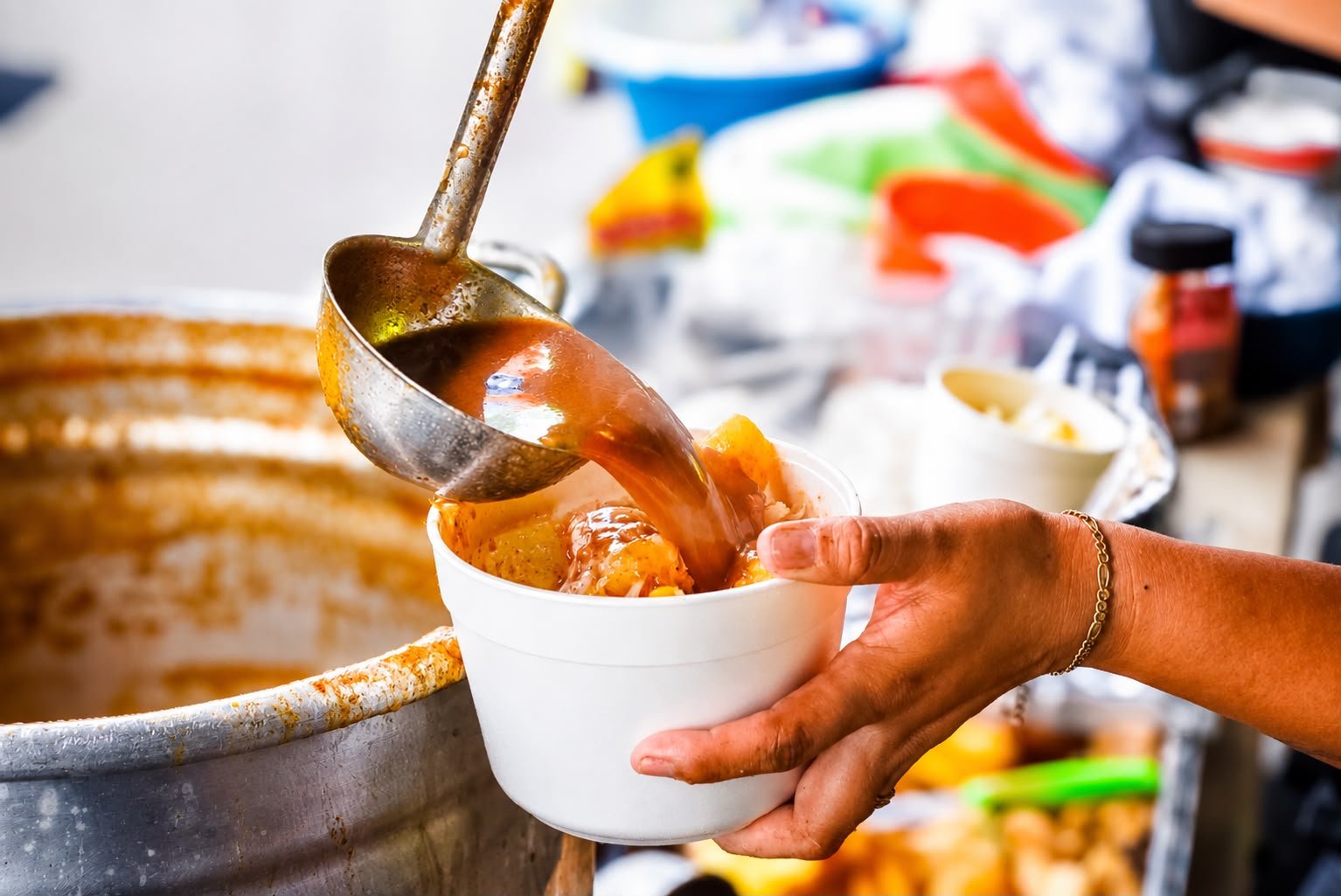 Festival de Sopa de Pata: sabor, música y tradición en El Mercado Tinetti